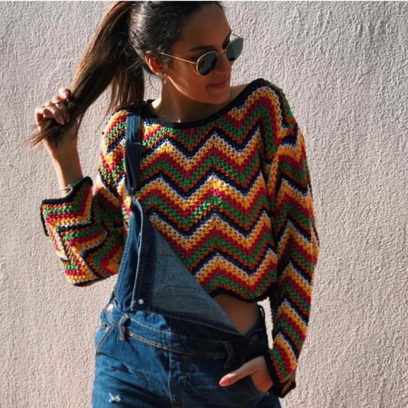 multicolor crochet set shorts and top - Picture 6 of 9